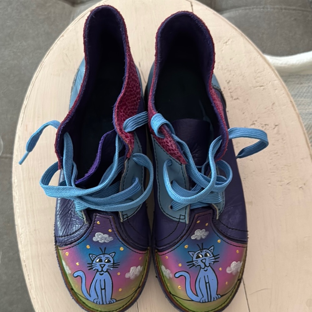 Colorful Cat Design Sneakers